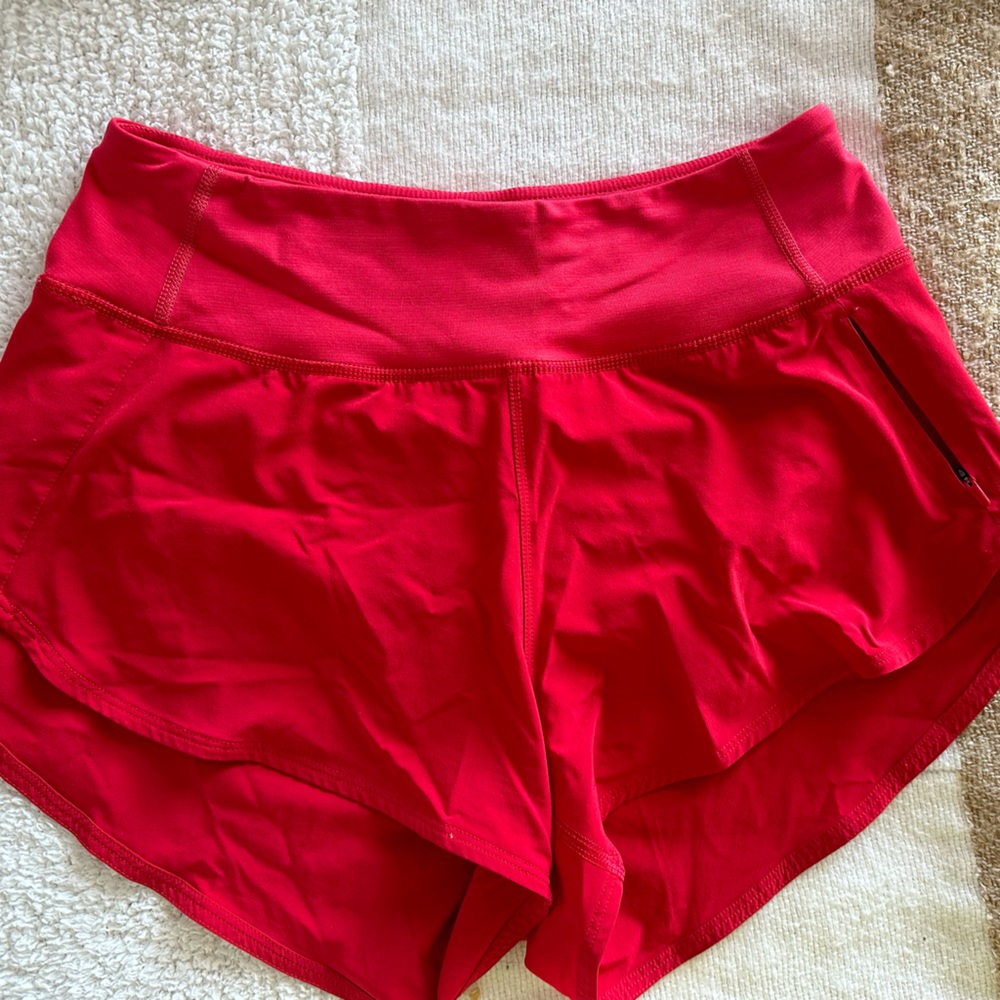 Outdoor voices Hudson short in scarlet